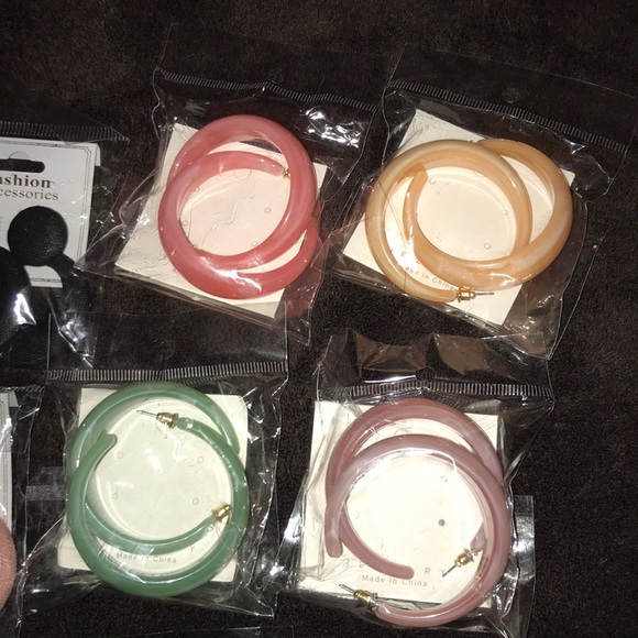 Hoop Earring bundle - Picture 3 of 7